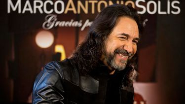 El intérprete reveló que Yandel, del dúo Wisin & Yandel, quien también es coach en el concurso de canto, ha mostrado gran interés en grabar con él. (AP)