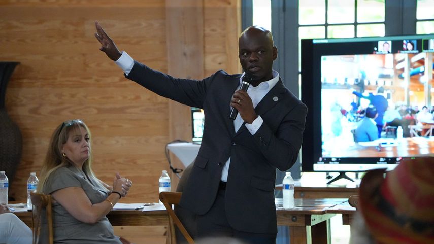 El comisionado de Miami-Dade Kionne McGhee.