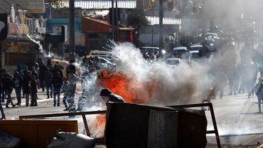 El Ejército israelí confirmó enfrentamientos en seis puntos de la frontera con Gaza y en múltiples localidades en Cisjordania.