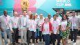 La alcaldesa de Miami-Dade, Daniella Levine Cava, en el lanzamiento de la subsede de Miami para el Mundial del 2026. La acompañan, entre otros, Carlos Luis Perea, David Whitaker, Tom Mulroy, Milan Pierre-Jerome, Juan José “Cheche” Vidal, Fernando Fiore, ZeNono Baptiste, Teófilo Cubillas, Wagneau Eloi y Mathew Ratner.