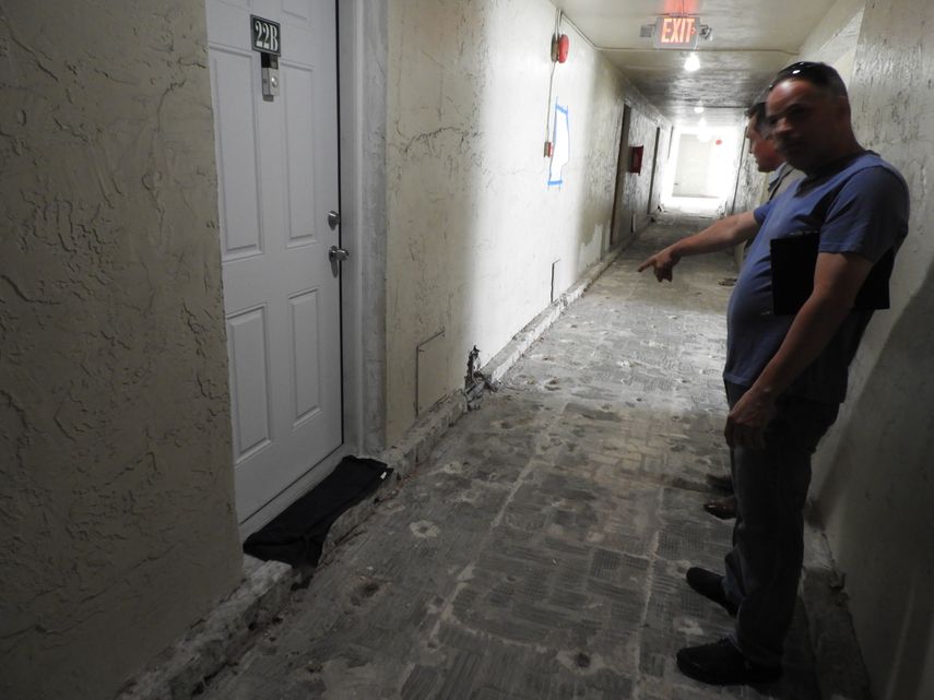 Estado de un condominio en Hialeah.  