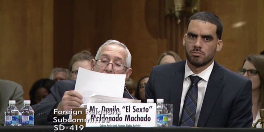 El grafitero solicitó a las personas y al Gobierno de los Estados Unidos solidaridad con&nbsp;la causa de la democracia en Cuba.