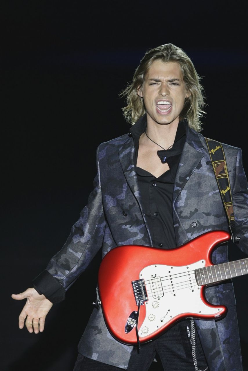 El cantante venezolano Carlos Baute durante un desfile de modas en Barcelona, España. (Foto AP /Manu Fernandez, archivo)