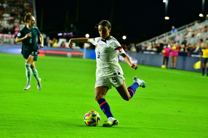 Mallory Pugh (9), de Estados Unidos se dispone a disparar contra Alemania, el jueves 10 de noviembre en el estadio del Inter Miami en Fort Lauderdale.&nbsp;
