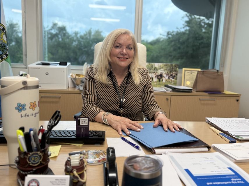 Alina García como primera Supervisora de Elecciones electa en la historia de Miami-Dade.