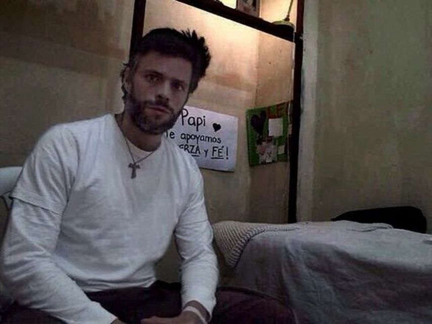 Leopoldo López continúa en prisión, pese a las irregularidades de su proceso