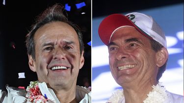 Esta combinación de imágenes, creada el 17 de agosto de 2025, muestra al expresidente boliviano y candidato presidencial de la coalición Alianza Libre, Jorge Tuto Quiroga Ramírez (izq.), saludando a sus simpatizantes durante su último mitin de campaña en La Paz el 13 de agosto de 2025. Rodrigo Paz, candidato presidencial del Partido Demócrata Cristiano (PDC), hace un gesto a sus simpatizantes durante su último mitin de campaña en Torno, provincia de Santa Cruz, Bolivia, el 13 de agosto de 2025. 