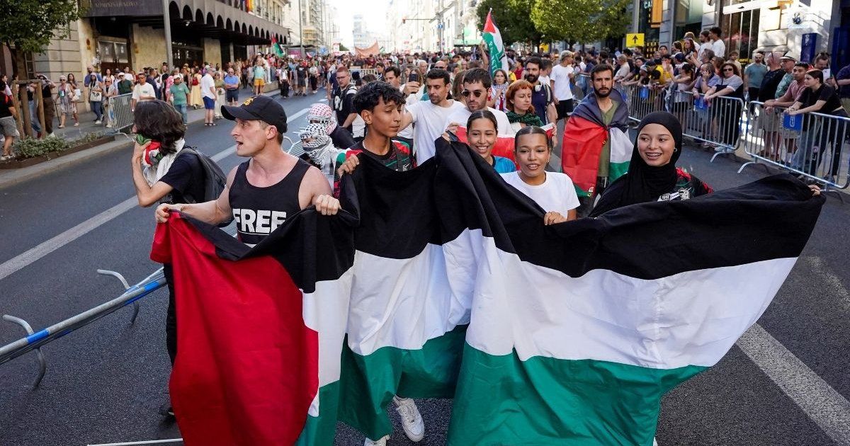 Manifestantes propalestinos impiden fin de la prueba en la Vuelta a España