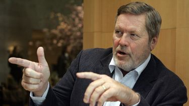 En esta foto del 1 de mayo de 2007, John Langley, creador de la serie de TV Cops, durante una entrevista en Nueva York.&nbsp;