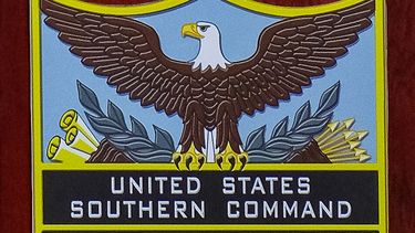 Vista parcial del logo del Comando Sur de los EEUU.