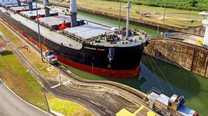 Panamá sugiere revisar y renegociar tratado comercial con EEUU