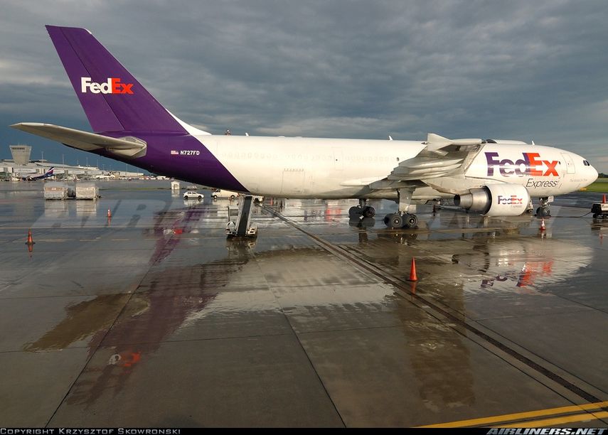 FedEx, con sede en Memphis, conecta más de 220 países y territorios.&nbsp;