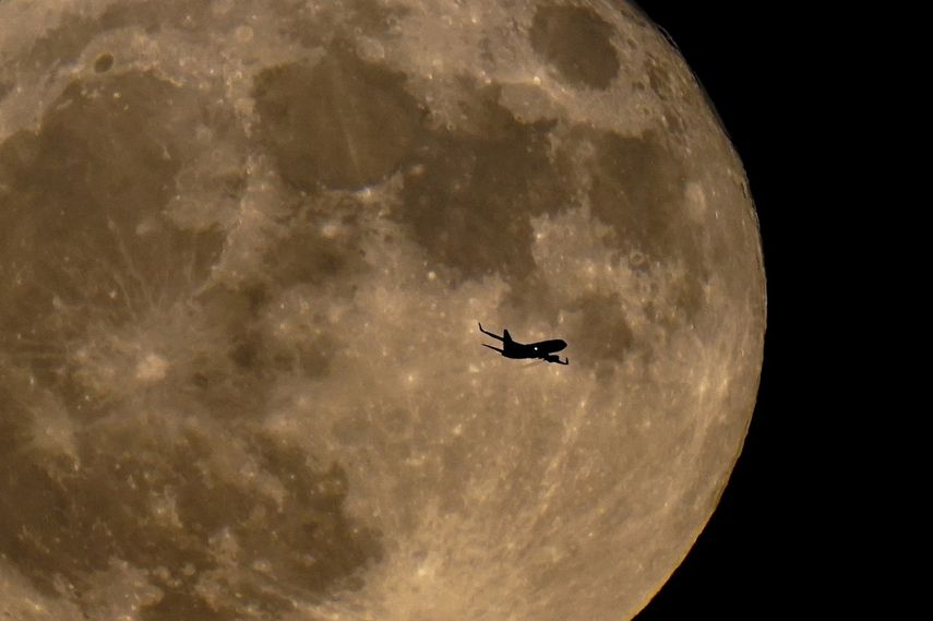 Curiosamente, la última vez que vimos una Luna Azul en Perigeo fue hace más de 27 años, el 30 de julio de 1996. La próxima vez que podremos ver este fenómeno será el 31 de diciembre de 2115