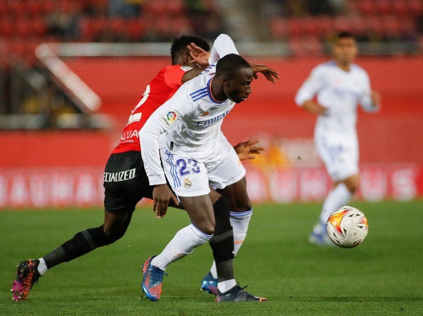El defensor Ferland Mendy, del Real Madrid, durante un partido de su club.