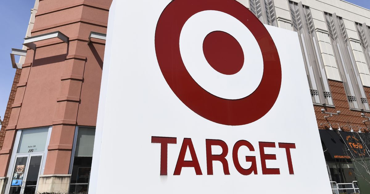 Target TV Spot, 'Ofertas semanales: ahorros en regalos de última hora' 