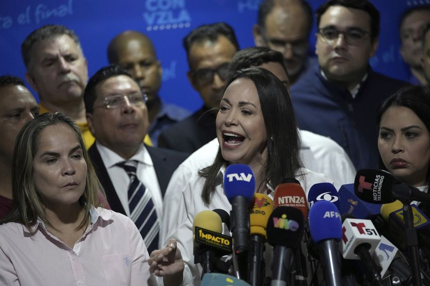 La líder opositora María Corina Machado habla durante una conferencia de prensa, el miércoles 20 de marzo de 2024. 