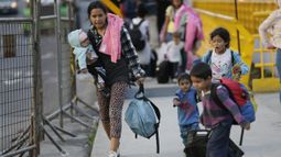 Migrantes venezolanos en la frontera entre Colombia y Ecuador.