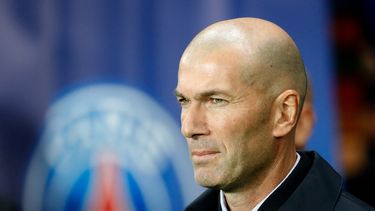 El francés y exentrenador del Real Madrid, Zinedine Zidane está vinculado a ser el nuevo Director Técnico del PSG
