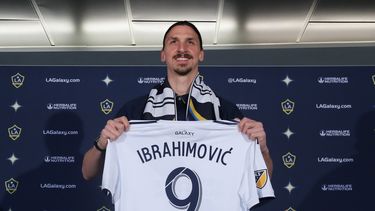 Ibrahimovic, que se incorporó al Galaxy el pasado marzo y debutó el 1 de abril del 2018, sin conocer a sus nuevos compañeros, se convirtió en el mejor atacante del equipo angelino.
