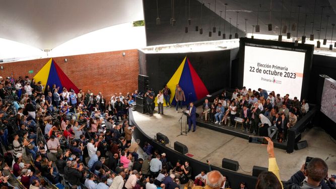 En la oposición a favor de las Primarias, hay más críticos a la renuncia de Uzcátegui En la oposición a favor de las Primarias, hay más críticos a la renuncia de Uzcátegui