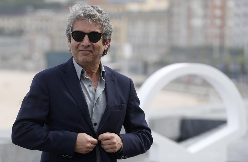 El galán del cine argentino vuelve a protagonizar una historia de amor enfocada en la crisis que vive una pareja tras 25 años de matrimonio.