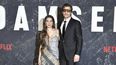 Millie Bobby Brown y Jake Bongiovi asisten al estreno de Damsel de Netflix en el Paris Theatre el viernes 1 de marzo de 2024 en Nueva York.