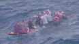 Un grupo de cubanos en una balsa que se hundía, frente a las costas de Key Largo, Florida, el 3 de febrero del 2022.