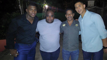 La delegación que visitó Cuba esta semana estuvo celebrando al lado de Tony Castro, según se pudo ver en fotos que trascendieron el día sábado