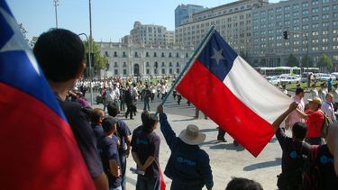 Según los organizadores, la movilización&nbsp;tuvo un 90% de adhesión del sector agrupado en una mesa negociadora con el Gobierno chileno