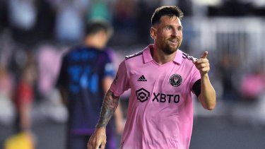 El argentino Lionel Messi, del Inter Miami, festeja un tanto ante el Charlotte, el viernes 11 de agosto de 2023, en Fort Lauderdale, Florida.