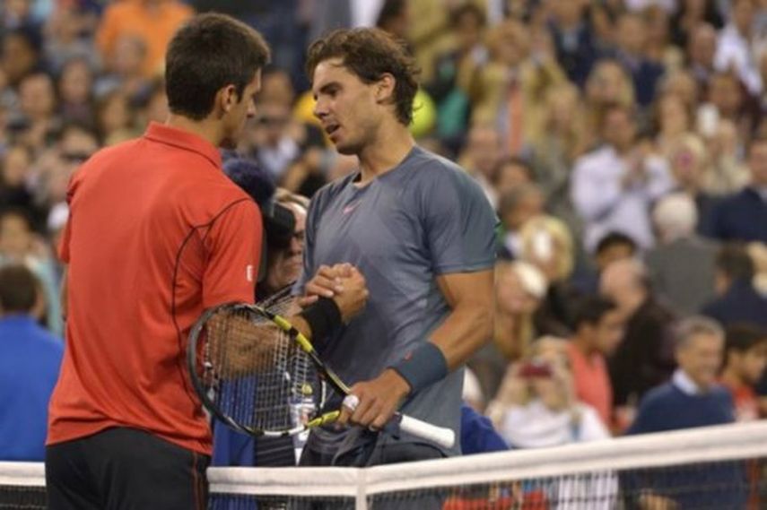 Djokovic lidera por 24-23 los enfrentamientos directos con el español. (EFE)