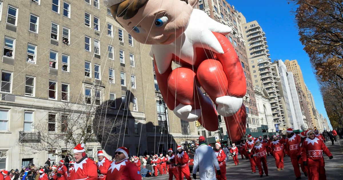 Los globos gigantes de Macy's desafiaron al viento en el desfile de Acción  de Gracias, Día de Acción de Gracias, Desfile Macy's