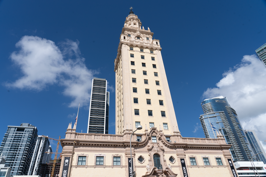 Así luce hoy la Torre de la Libertad.