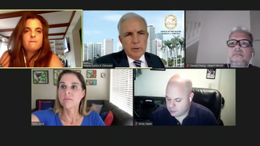 Alcalde Carlos Gim&eacute;nez conversa con los medios v&iacute;a Zoom.