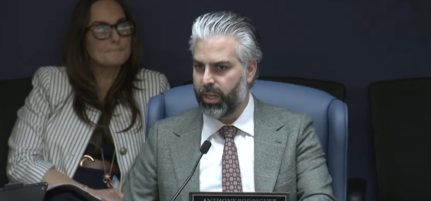 Anthony Rodríguez, presidente de la Comision de Miami-Dade.&nbsp;