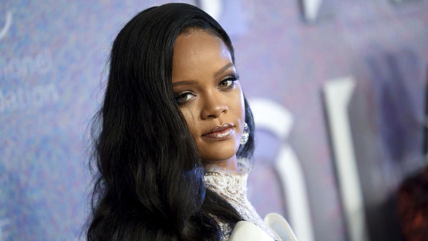 Al igual que Fenty Beauty, la marca de cosméticos que ambos lanzaron, la firma llevará el apellido de la artista de Barbados, cuyo nombre completo es Robyn Rihanna Fenty.