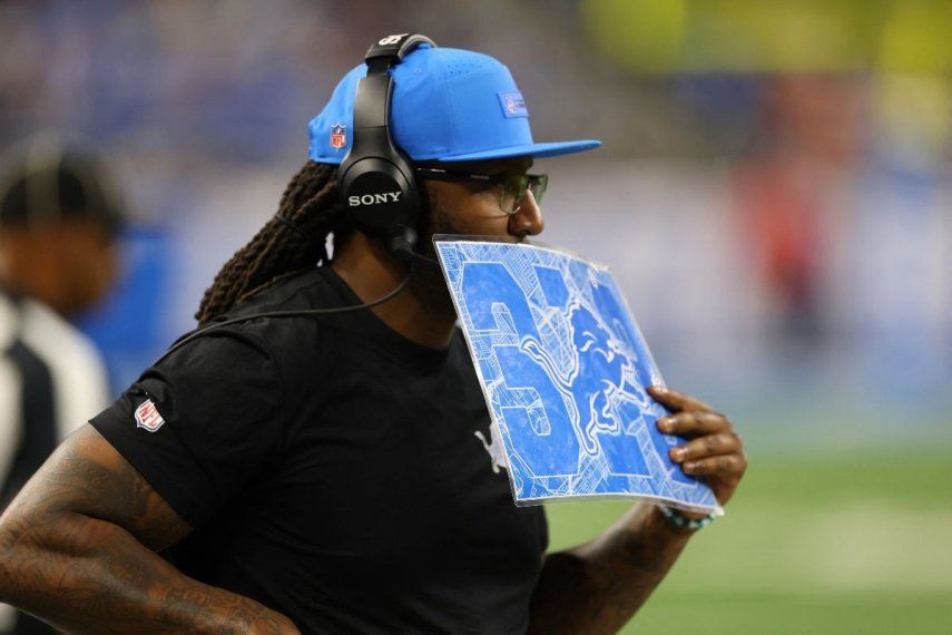 El coordinador defensivo de los Lions de Detroit, Kelvin Sheppard, durante un partido ante los Packers de Green Bay, el 27 de noviembre de 2025.