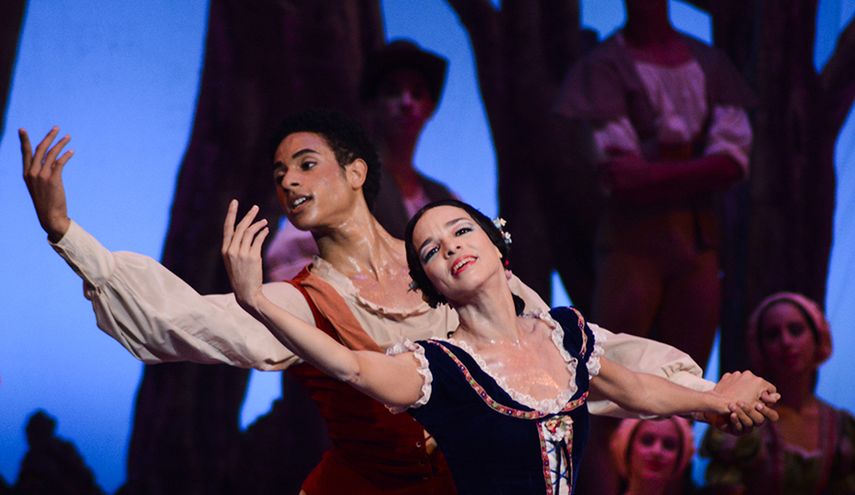 Los bailarines Viengsay Valdés y Patricio Revé.&nbsp;