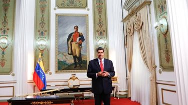 Maduro recalca que no admitira tutelaje o dominio extranjero alguno - advierte de nuevo contra la estafa de la ayuda humanitaria--, aunque apela de nuevo a un diálogo nacional al que por ahora solo se han sumado grupos minoritarios de la oposición.