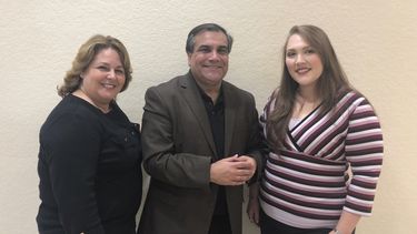 De izquierda a dercha, Cristina Serralta, Orlando Espinosa y Elizabeth De Zulueta