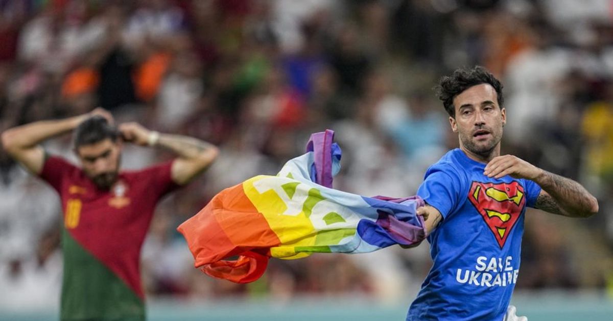 Hincha interrumpió el Portugal vs. Uruguay