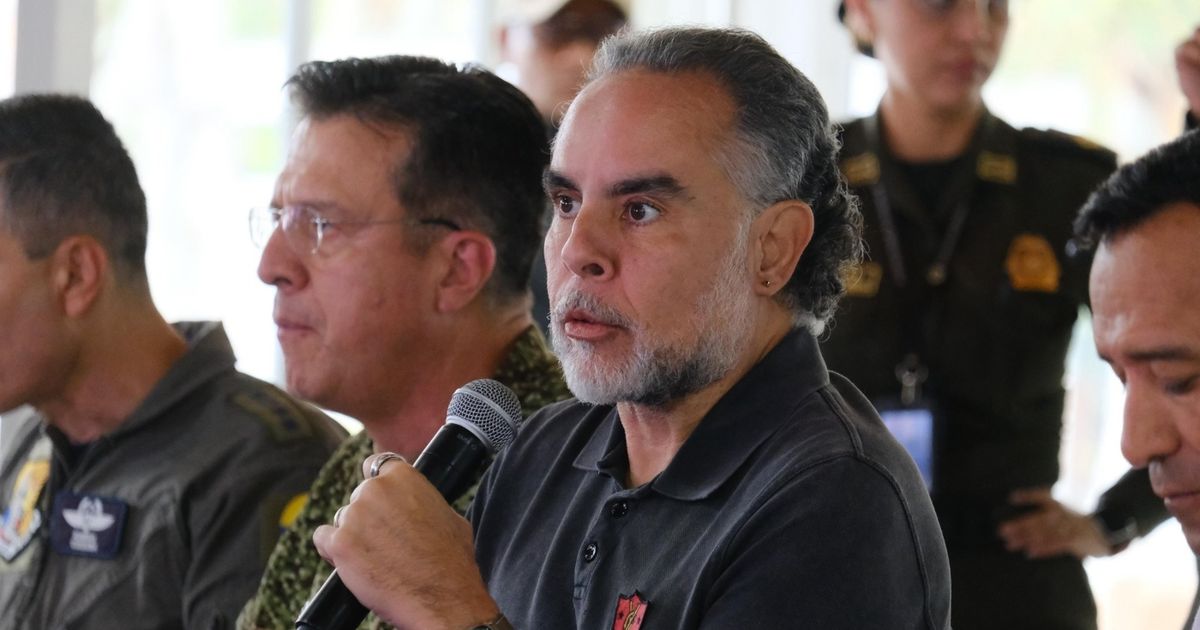 Ministro del Interior de Colombia reconoce impacto de las sanciones de EEUU: “Estoy mal y golpeado”