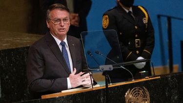 El presidente de Brasil, Jair Bolsonaro, se dirige a la 77ª sesión de la Asamblea General de las Naciones Unidas en la sede de la ONU en la ciudad de Nueva York.