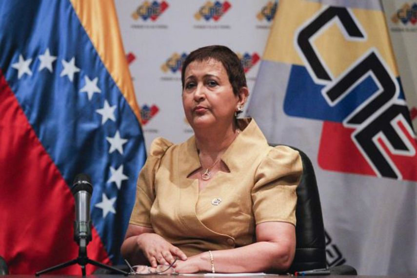 “Si ustedes querían que Tibisay Lucena les respondiera debían hacerlo al CNE. Esa es una decisión que estaba en otra instancia diferente”, señaló. (ARCHIVO)
