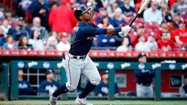 Acuña Jr. está bateando para .291 con 21 cuadrangulares y 47 remolcadas esta temporada.