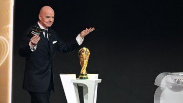 El presidente de la FIFA, Gianni Infantino, habla durante el sorteo de la Copa Mundial de Fútbol 2026 que se celebrará en Estados Unidos, Canadá y México, en el Kennedy Center, en Washington, DC, el 5 de diciembre de 2025.