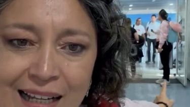 La senadora colombiana Angélica Lozano Correa fue expulsada de Caracas por el régimen de Maduro
