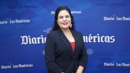 Yomerglis García, esteticista, acompaña a mujeres sobrevivientes de cáncer a través del mundo de la belleza.