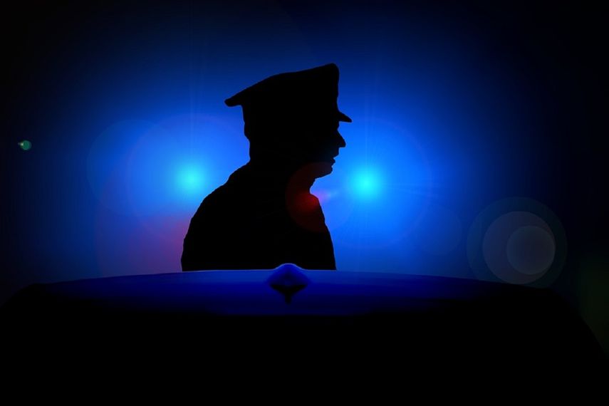 Los oficiales de Policía no han confirmado ningún detalle sobre el accidente o las circunstancias que condujeron a la persecución.