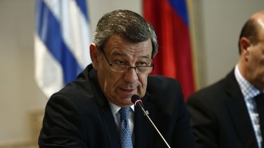La semana pasada, Nin aseveró que la postura brasileña para evitar el traspaso de la presidencia del Mercosur a Venezuela le molestó bastante a él y mucho al presidente Vázquez